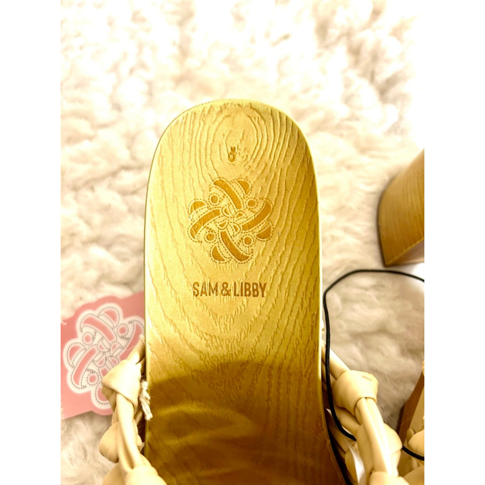 NWT Sam & Libby Women's Carina Knotted Wooden Mule Sandal Size 8 - Picture 4 of 8
